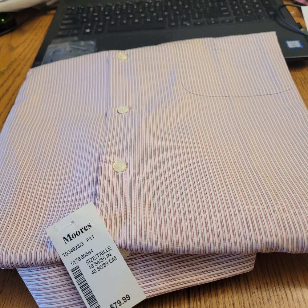 Man's  Shirt - Picture 2 of 7